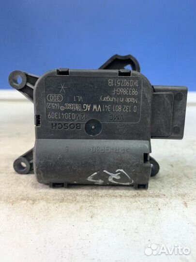 Моторчик заслонки печки Audi Q3 2011 - Наст. Время