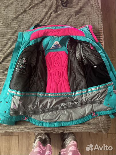 Лыжная куртка женская