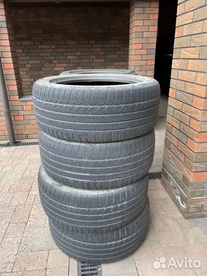 Goodyear Eagle Sport All Season 285/45 R20
