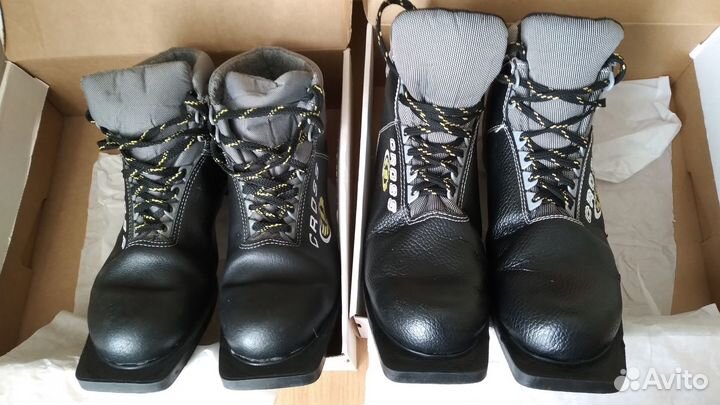 Лыжные ботинки р.41, 43