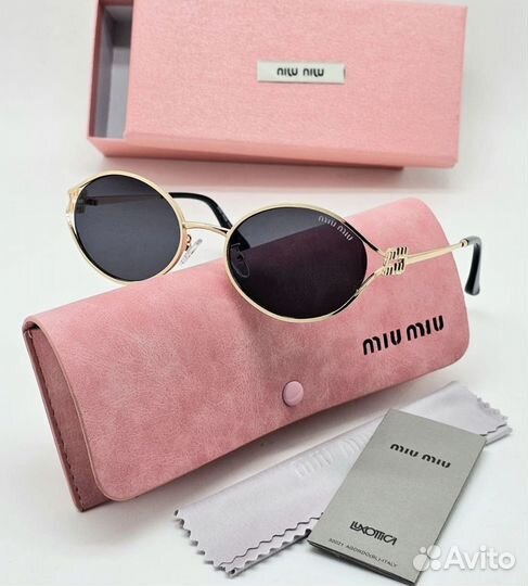 Солнцезащитные очки miu miu