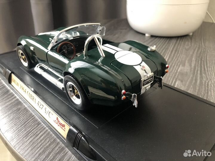 Shelby cobra 427 1/18 road signature