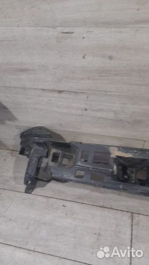 Кронштейн заднего бампера Land Rover Range Rover