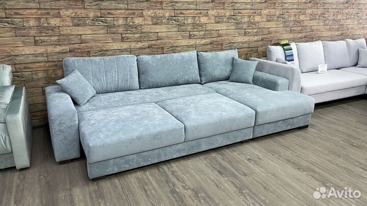 Диван с оттоманкой