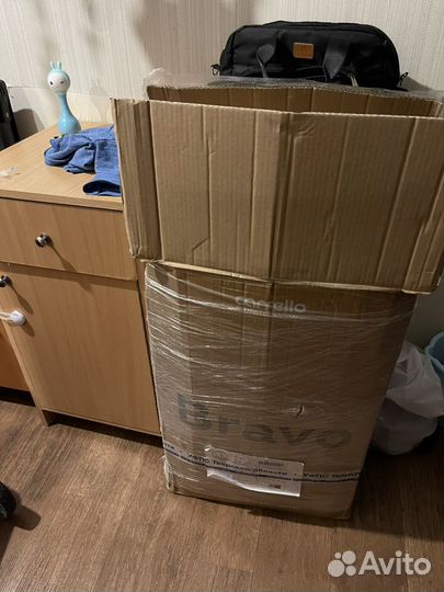 Коробка с мужскими вещами