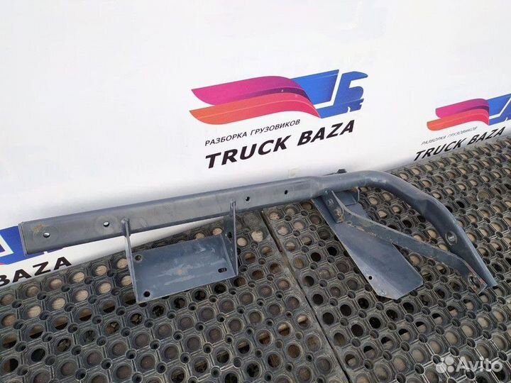 Кронштейн крыла переднего Iveco Stralis