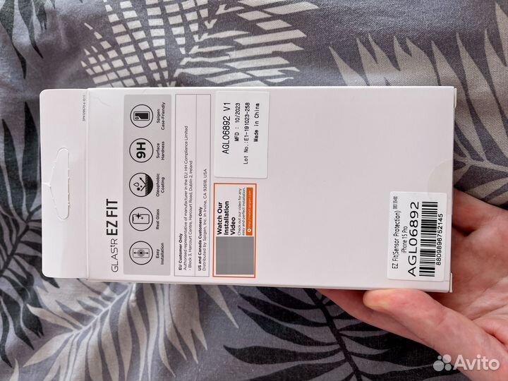 Чехол стёкло iPhone Spigen