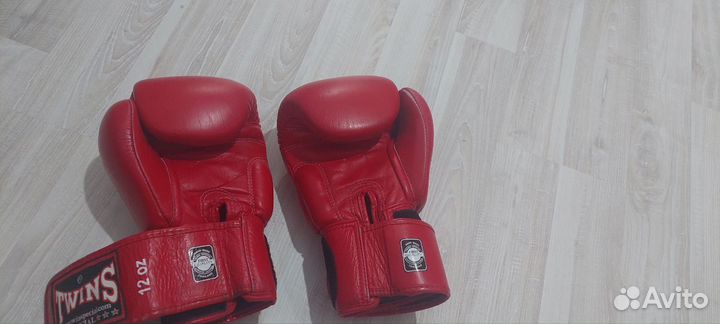 Боксерские перчатки twins 12 Special bgvl-3
