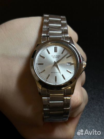 Наручные часы Casio Quartz