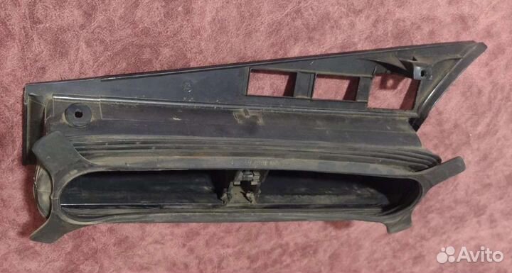 Mercedes 190 (W201) парус пепельница