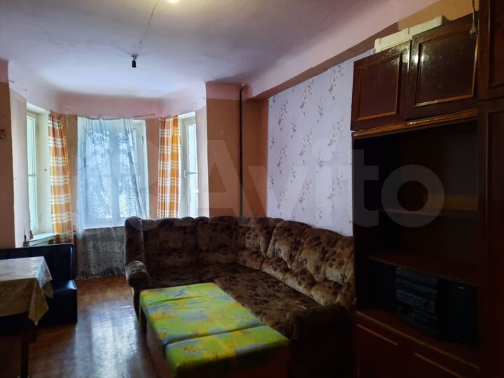 Комната 20 м² в 3-к., 2/2 эт.