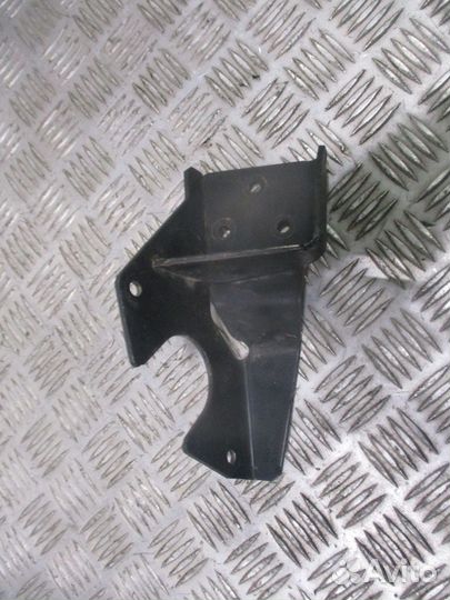 Кронштейн вала колонки Mercedes-Benz A9604627439