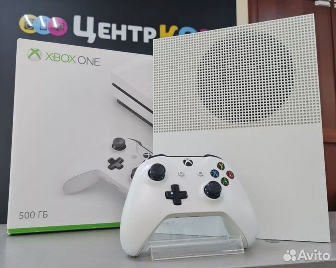 Белоснежная игровая приставка xbox ONE S 500GB