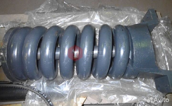 Натяжитель цепи Komatsu PC200LC-8M020Y-30-00650