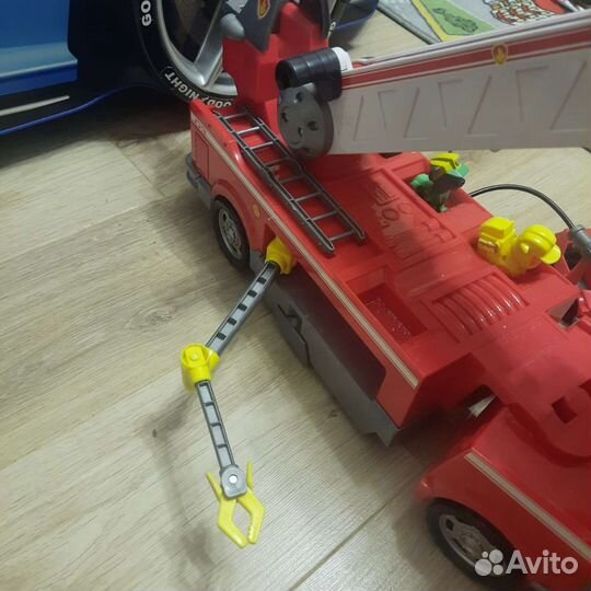 Большая пожарная машина Маршала