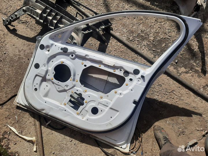 Дверь передняя правая Jaguar XE 2014 - 2019