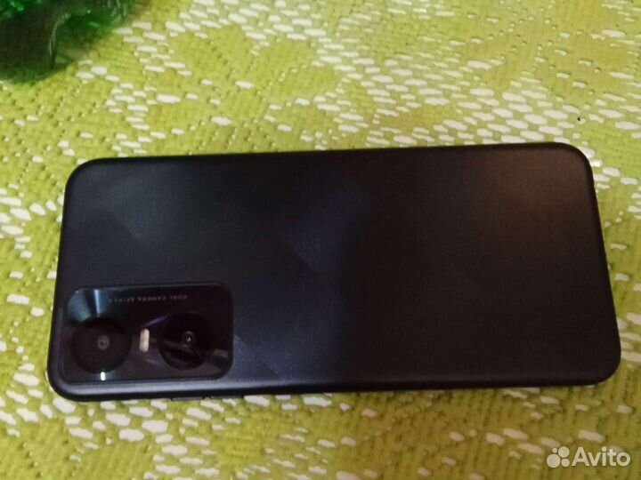 Телефон tecno