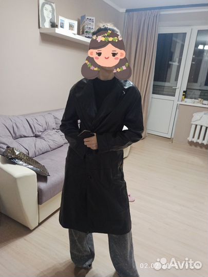 Плащ женский Bershka 44(s)