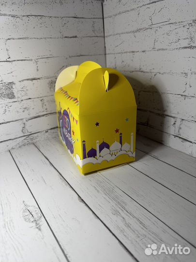 Коробкий на праздник