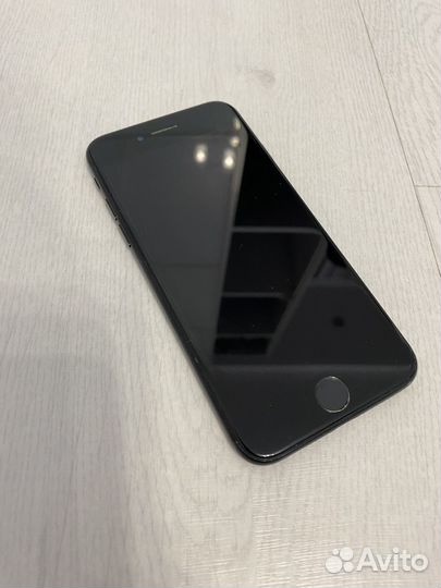 Телефон iPhone 7 128gb