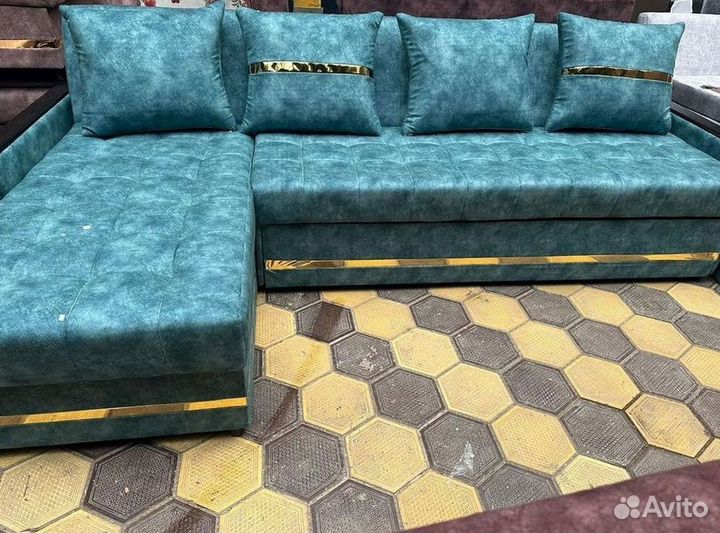 Диван угловой в наличии