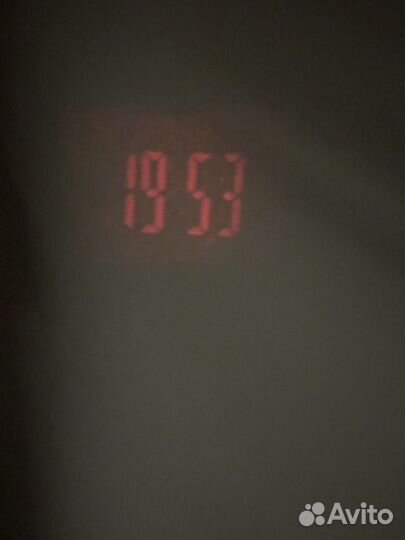 Часы электронные настольные
