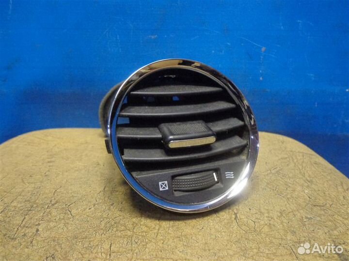 Дефлектор воздушный левый Chevrolet Cruze J300