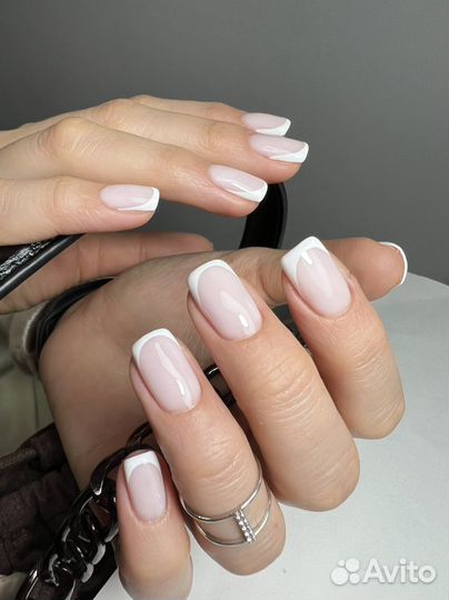 Маникюр, педикюр смарт, гельлак, наращивание ног