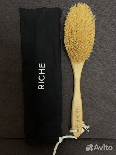 Антицеллюлитная щетка riche