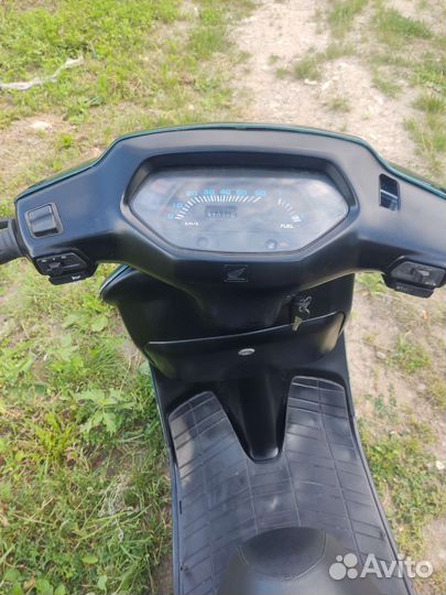 Honda lead af20
