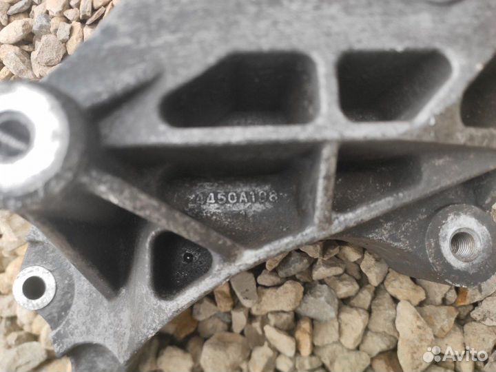 Кронштейн Mitsubishi Lancer X