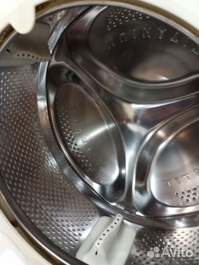 Бак стиральной машины Hotpoint-Ariston 7кг