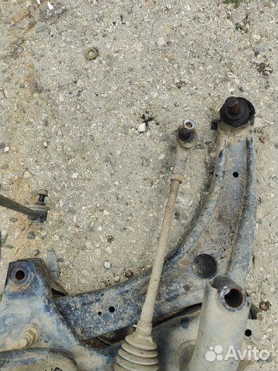 Mitsubishi lancer 10 рычаг передний левый