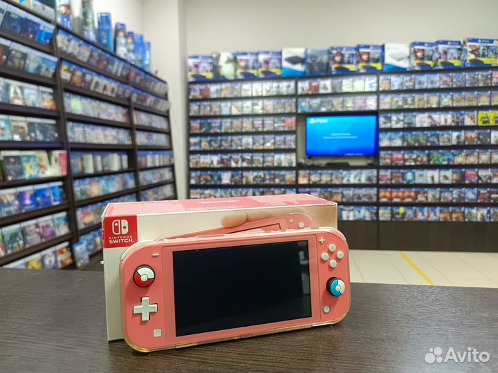 Nintendo Switch Lite + 10 игр (прошитый PicoFly)