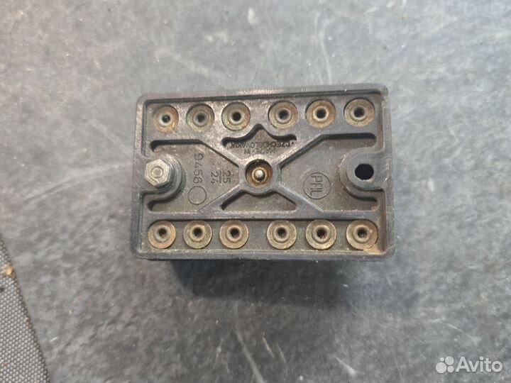 Блок предохранителей pal