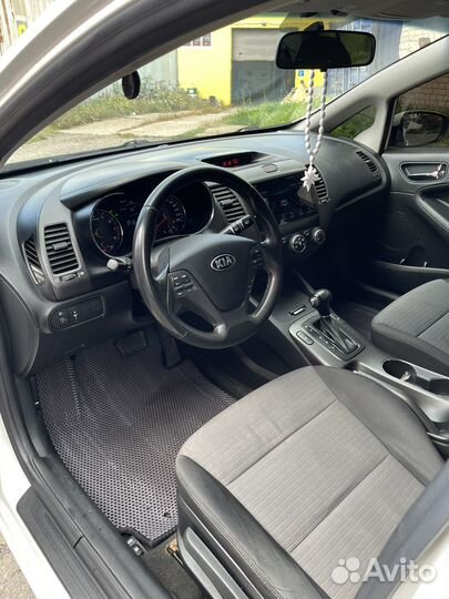 Kia Cerato, 2013