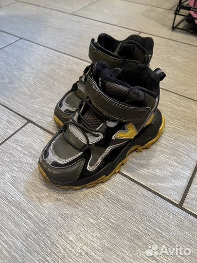 Ботинки демисезонные для мальчика 27