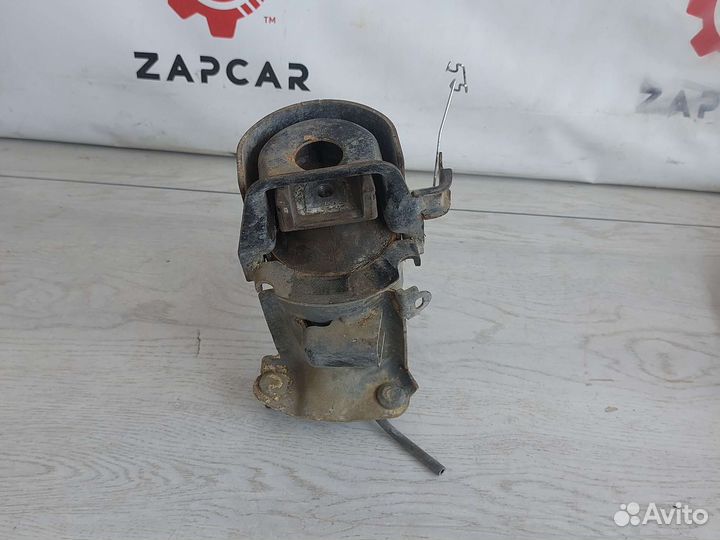 Toyota Rav4 XA50 Подушка двигателя