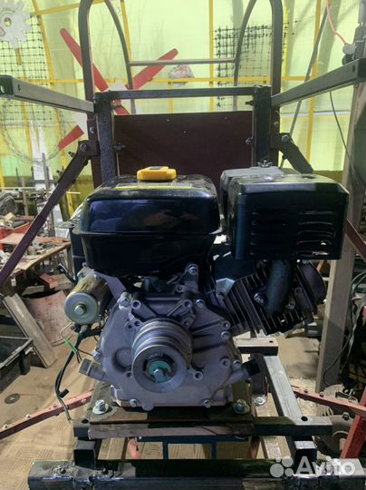 Поодам двигатель Lifan 8 л.с новый 173FD