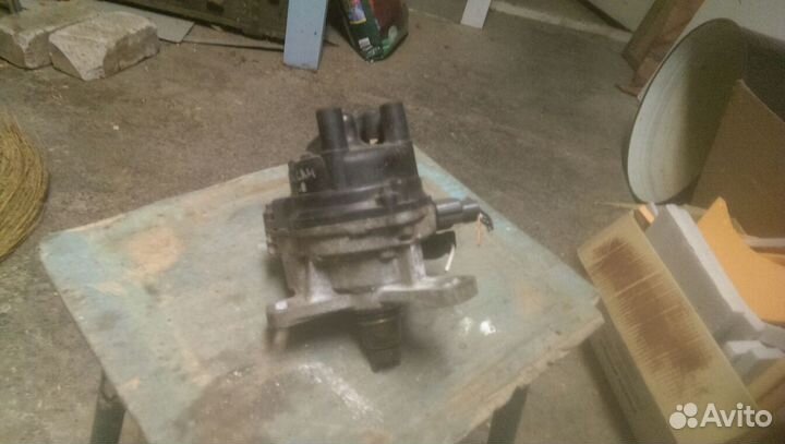 Трамблер(распределитель зажигания) ниссан микра