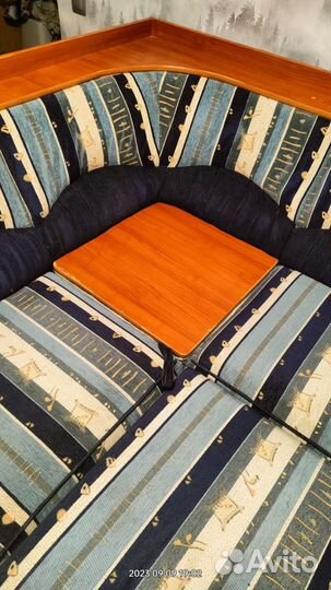 Угловой диван