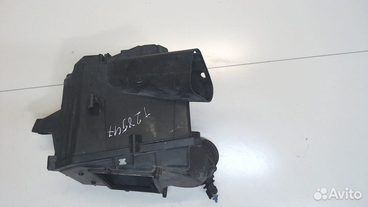 Корпус воздушного фильтра Opel Astra J, 2010