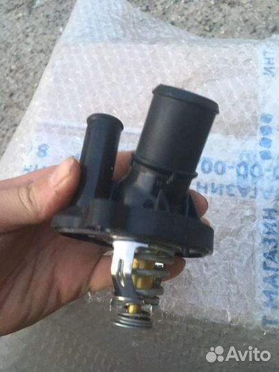 Термостат новый,оригинал Ford Mondeo4 2.0,2.3