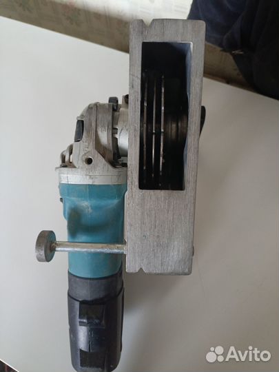 Штроборез SG1250 Макита, Япония