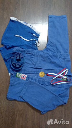 Куртка для самбо на 7-9 лет