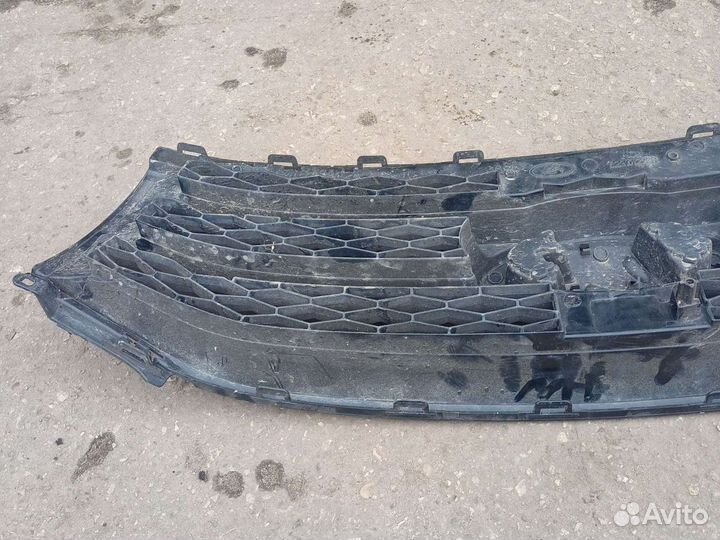 Решетка радиатора LADA x-ray