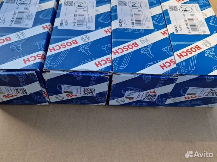 Форсунка дизельная новая 0445115007 Рено