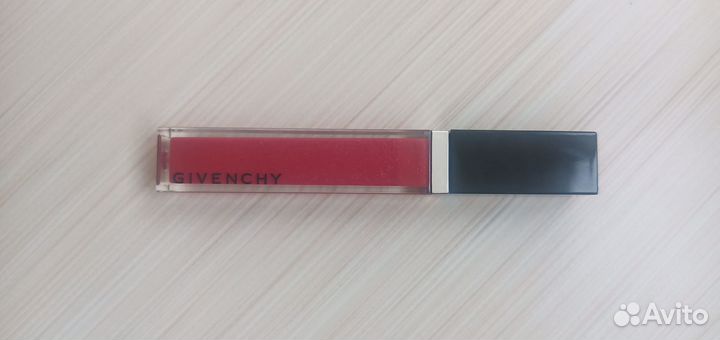 Блеск для губ Givenchy