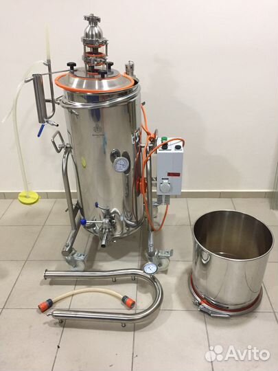 Продам самогонный аппарат Доктор Губер в комплекте