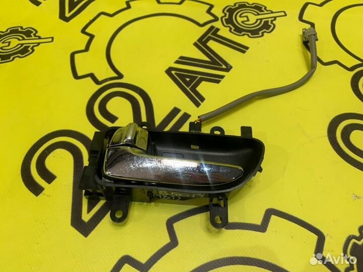 Ручка двери внутренняя передняя левая Infiniti